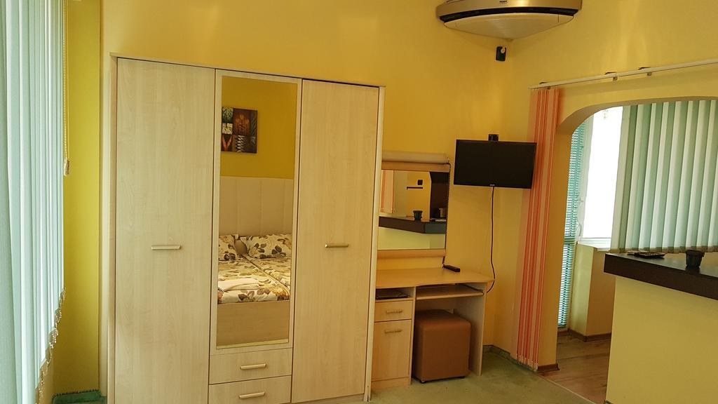 Aheloy Apartments Eksteriør bilde
